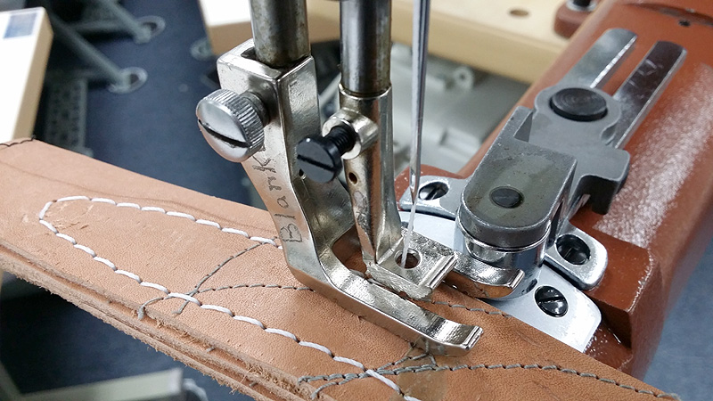 Leather And Upholstery Machines COBRA Class 40 Extra Heavy Duty Cool Used Leather Sewing Machines For Sale In Texas Leather And Upholstery Machines COBRA Class 40 Extra Heavy Duty Cool Used Leather Sewing Machines For Sale In Texas