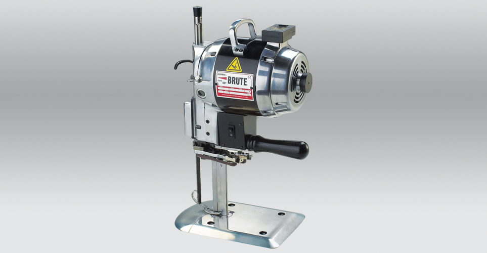 Cutting Room EASTMAN BRUTE Straight Knife Cutting Machine