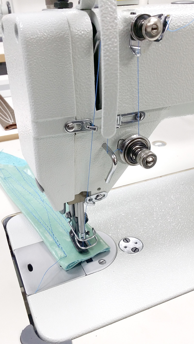 CONSEW P1206RB Walking Foot Sewing Machine