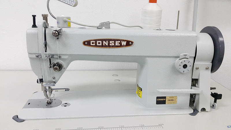 CONSEW 205RB-1 Leather Bag Sewing Machine