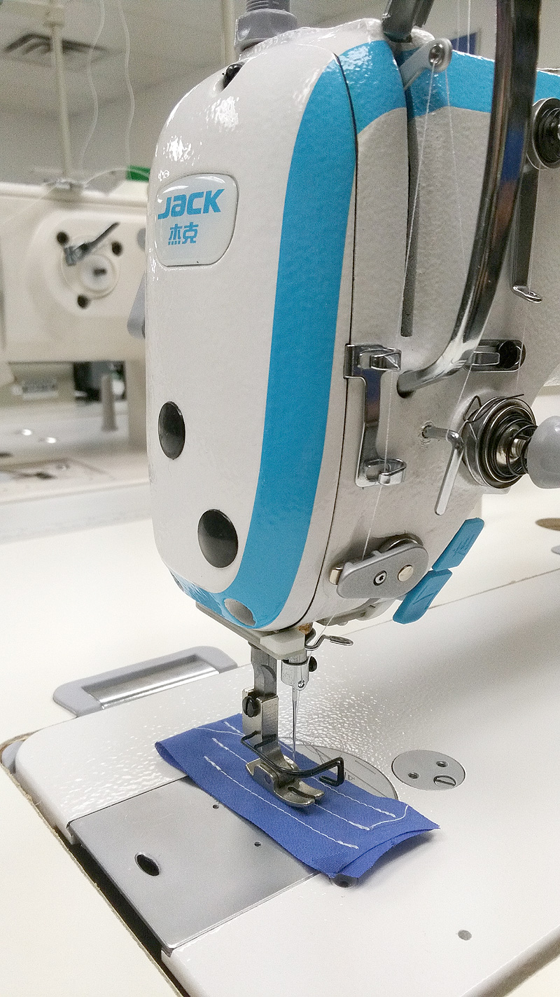JACK A4 Automatic Lockstitch Sewing Machine
