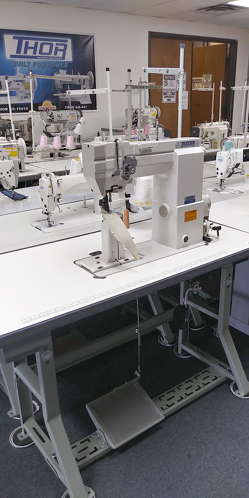 THOR GC-8810 Roller Foot Post Bed Sewing Machine